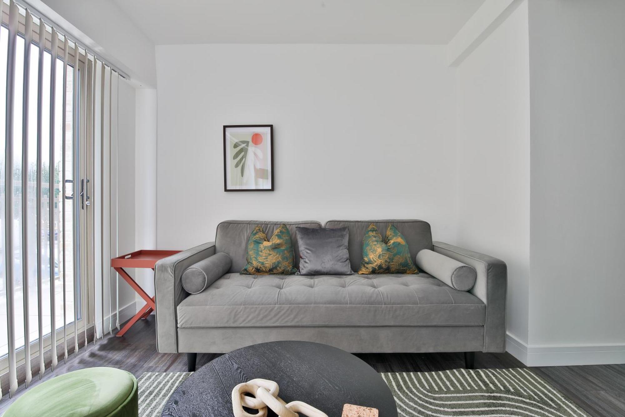 Amber Vista 2 Bedroom Apartments- Supermarket, Coffee Shop, Restaurants & Parking Below カーディフ エクステリア 写真